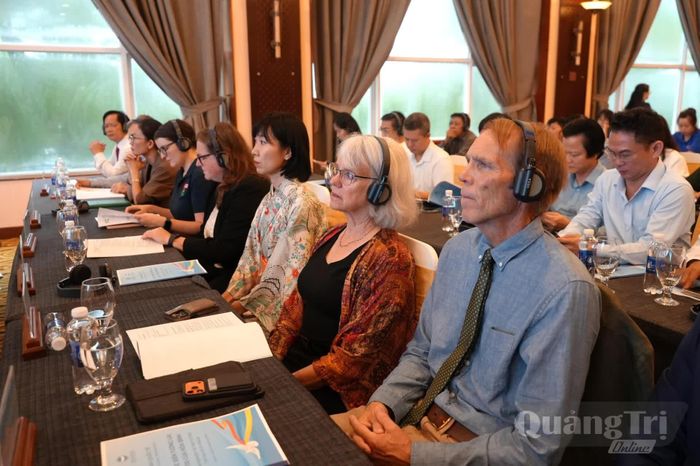 Các đại biểu quốc tế tham dự tọa đàm - Ảnh: T.Đ