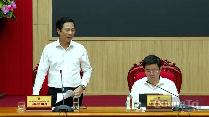Đồng chí Hoàng Nam, Phó Chủ tịch Thường trực UBND tỉnh phát biểu tại buổi làm việc - Ảnh: N.L
