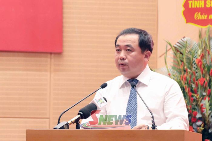 Đồng chí Trần Đức Thắng, Ủy viên Bộ Chính trị, Bí thư Thành ủy Thành phố Hà Nộị, phát biểu tại hội nghị.