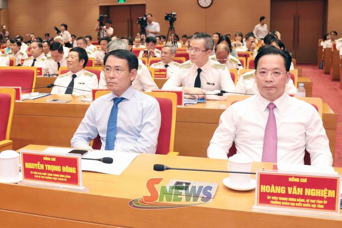 Đồng chí Bí thư Tỉnh ủy Sơn La dự hội nghị.