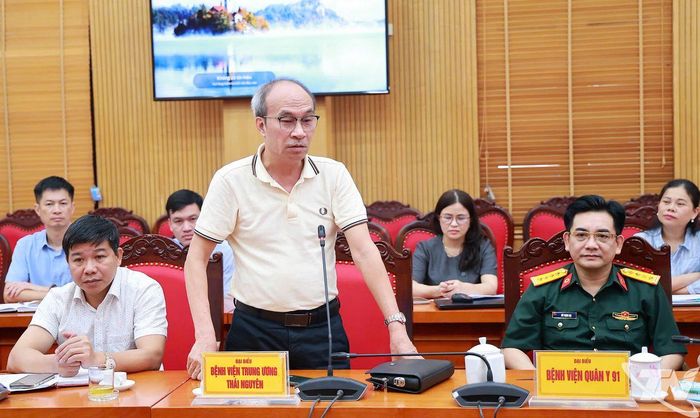 Đại diện Bệnh viện Trung ương Thái Nguyên phát biểu.