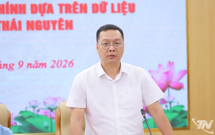 Đồng chí Nguyễn Hùng Huế, quyền Cục trưởng Cục Kiểm soát thủ tục hành chính, phát biểu tại buổi làm việc.