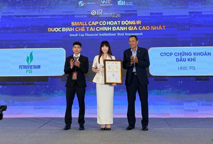 Chứng khoán PSI nhận vinh danh ở hạng mục Small Cap có hoạt động IR được Định chế tài chính đánh giá cao nhất.