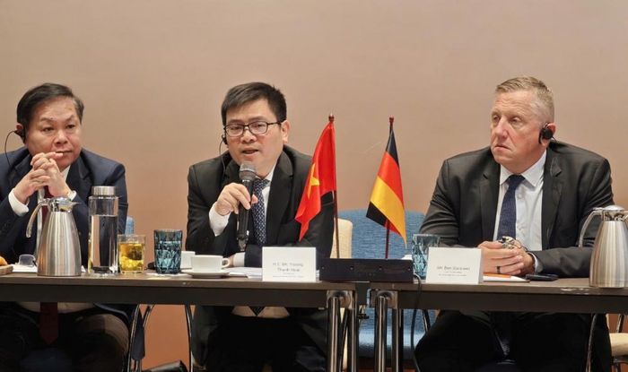 Thứ trưởng Trương Thanh Hoài phát biểu khai mạc tại Tọa đàm. Ảnh: Vụ Phát triển thị trường nước ngoài và Thương mại đa biên
