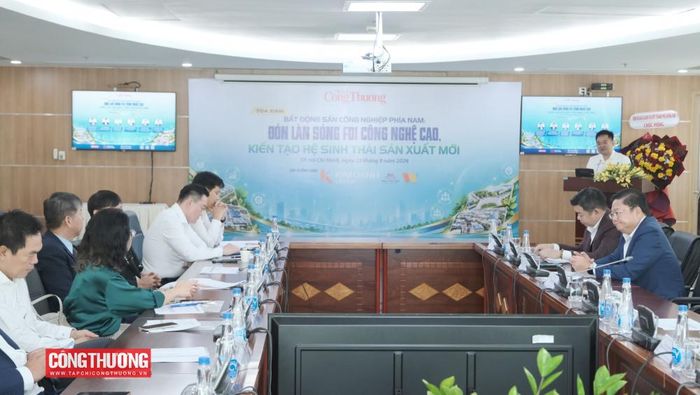 Tọa đàm“Bất động sản công nghiệp phía Nam: Đón làn sóng FDI công nghệ cao và kiến tạo hệ sinh thái sản xuất mới” hướng tới việc cùng nhìn nhận tổng thể thị trường bất động sản công nghiệp phía Nam, nhận diện những điểm nghẽn và trao đổi các giải pháp, qua đó góp phần đưa Nghị quyết số 10-NQ/TW của Bộ Chính trị vào thực tiễn.