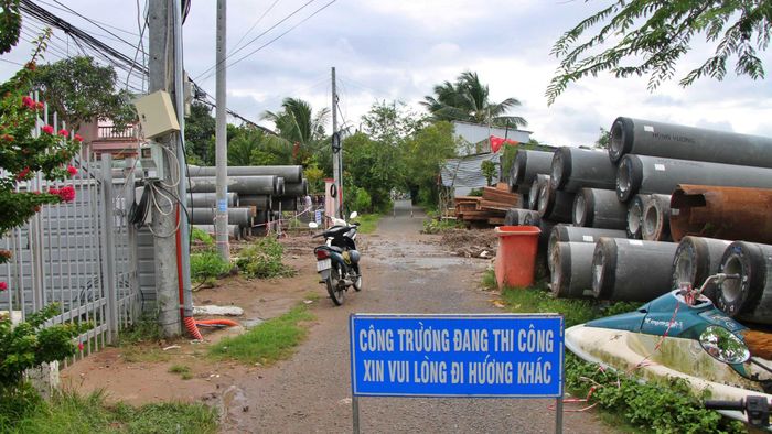 Theo Ban Quản lý dự án xây dựng công trình Giao thông tỉnh Cà Mau (chủ đầu tư), tính đến giữa tháng 9/2026, giá trị khối lượng thực hiện của dự án đạt khoảng 36,578/164,649 tỷ đồng (đạt 22,22%). Tỷ lệ giải ngân vốn năm 2026 đạt 28,711/86,700 tỷ đồng, tương đương 33,1% kế hoạch.