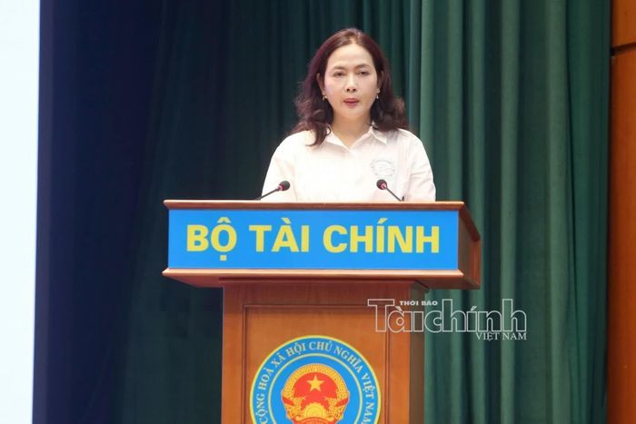 Đồng chí Trần Thị Quỳnh Nga, Phó Vụ trưởng Vụ Tài chính - Kinh tế ngành quán triệt. Ảnh: Đức Minh