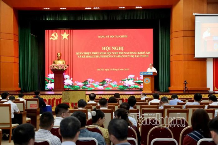 Quang cảnh hội nghị tại điểm cầu Bộ Tài chính (28 Trần Hưng Đạo). Ảnh: Đức Minh