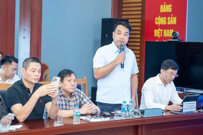TS Mạc Quốc Anh, Phó Chủ tịch kiêm Tổng Thư ký Hiệp hội Doanh nghiệp nhỏ và vừa TP. Hà Nội nêu đề xuất. Ảnh: Nguyên Phương