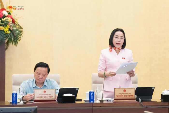 Phó Chủ tịch Quốc hội Nguyễn Thị Thanh phát biểu tại phiên họp