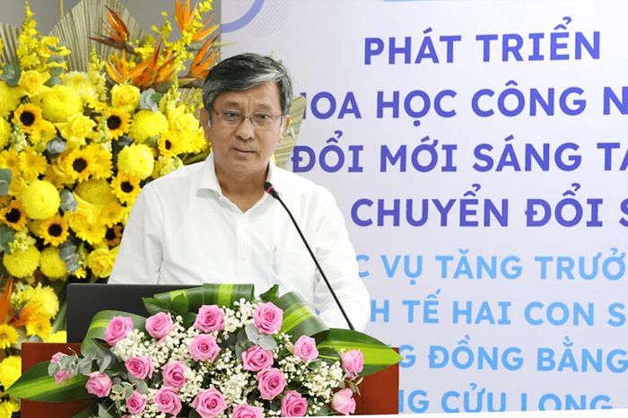 Thứ trưởng Bộ Khoa học và Công nghệ Trần Trung Tính phát biểu tại Hội thảo