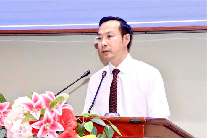 Chủ tịch UBND tỉnh Đồng Tháp Nguyễn Thanh Nhàn phát biểu