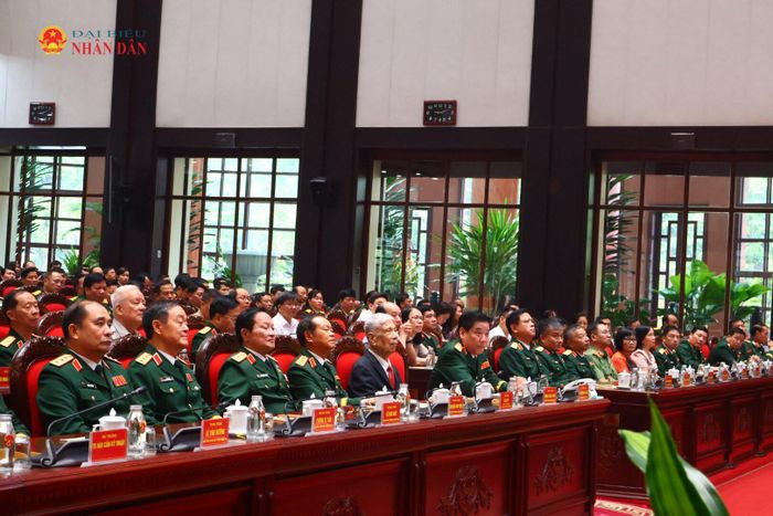 Các đại biểu tham dự Lễ kỷ niệm 50 năm Ngày truyền thống Cục Pháp chế Bộ Quốc phòng và ngành pháp chế Quân đội (25/9/1976 - 25/9/2026) và đón nhận Huân chương Bảo vệ Tổ quốc hạng Ba.