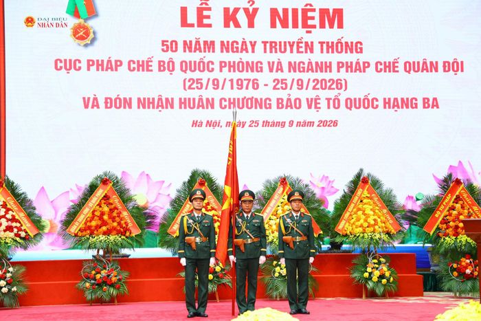 Cục Pháp chế Bộ Quốc phòng kỷ niệm 50 năm Ngày truyền thống và đón nhận Huân chương Bảo vệ Tổ quốc hạng Ba