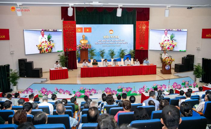 Quang cảnh hội nghị