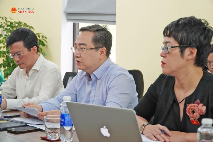 Phó Chủ nhiệm Ủy ban Văn hóa và Xã hội Đặng Xuân Phương phát biểu tại buổi làm việc