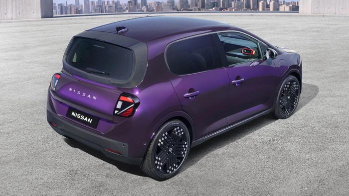 Xe hiện chưa được bán ra thị trường. Ảnh: Nissan