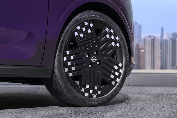 Xe mang dáng hộp nhưng vẫn có những đường cong mềm mại. Ảnh: Nissan