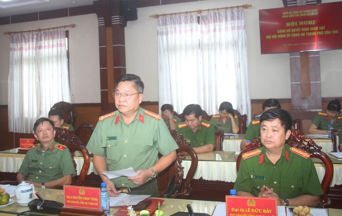 Các đại biểu phát biểu tại hội nghị.