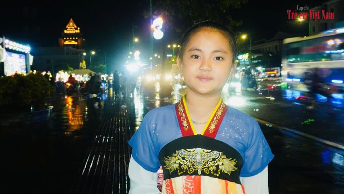 Bé Bảo Ngọc trong bộ trang phục cổ trang - (ảnh Ngọc Minh)