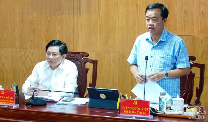 Phó Bí thư Tỉnh uỷ Huỳnh Quốc Việt yêu cầu thường xuyên kiểm tra, giám sát thông qua các phần mềm dữ liệu.