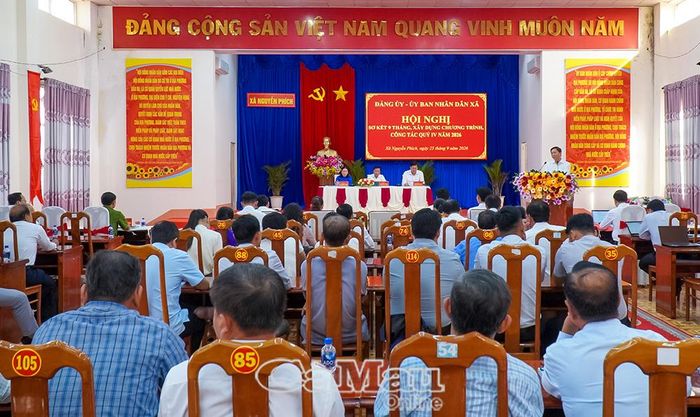 Đại biểu tham dự hội nghị.