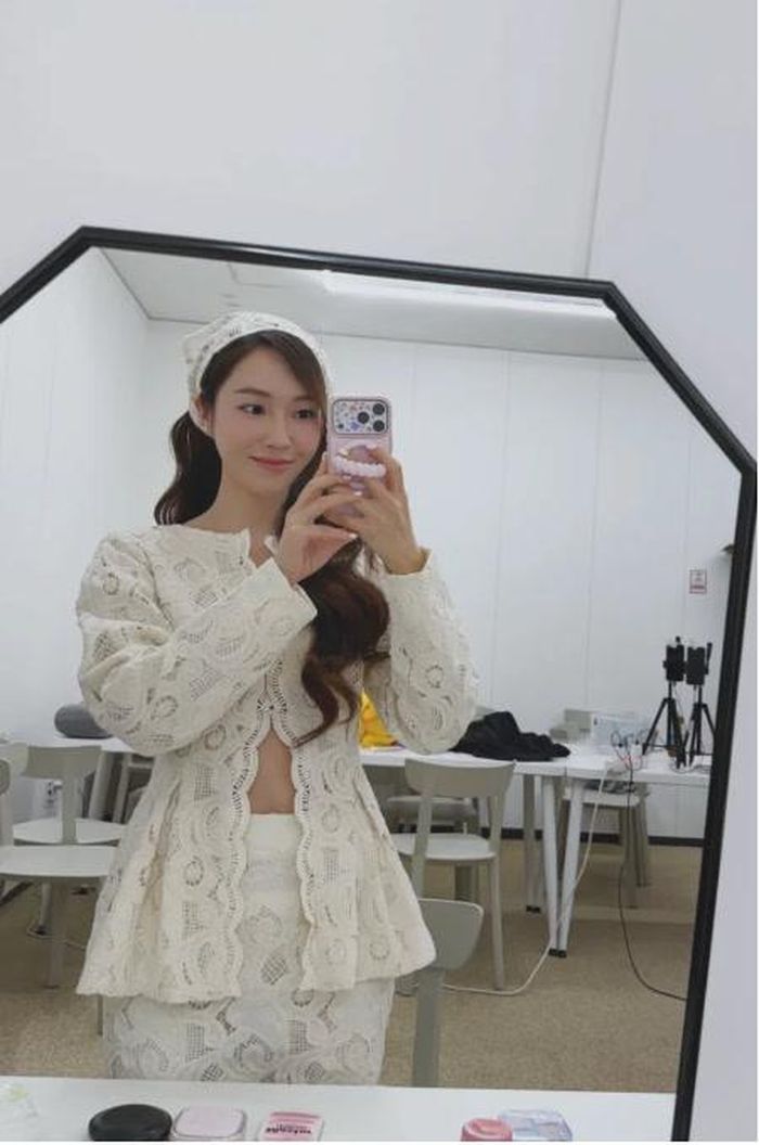 Hình ảnh mới của Jessica nhanh chóng nhận được nhiều lời khen từ khán giả. Ảnh: Saostar