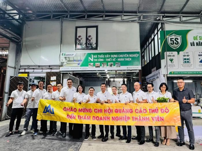 Đoàn CAA tham quan hoạt động sản xuất tại Công ty Cổ phần Quảng cáo và Truyền thông DT Group
