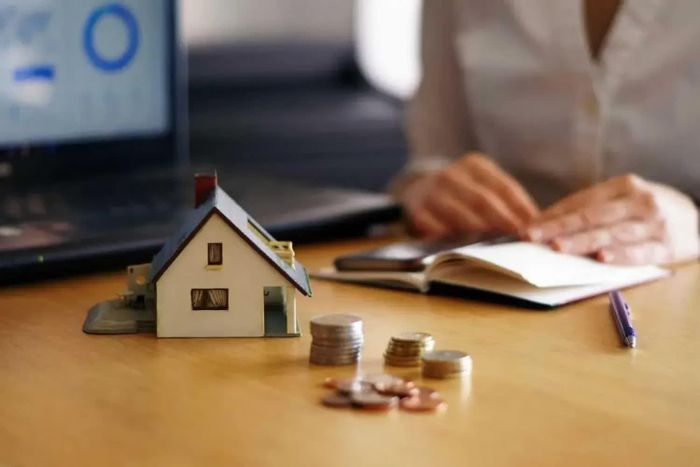 Trước khi ký hợp đồng khi mua nhà trả góp, người mua nên đặc biệt lưu ý “bẫy” tài chính