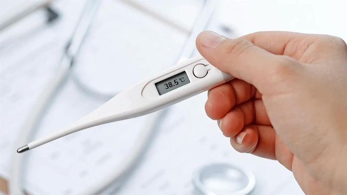 Nhiệt kế giúp theo dõi thân nhiệt khách quan khi cơ thể xuất hiện dấu hiệu bất thường