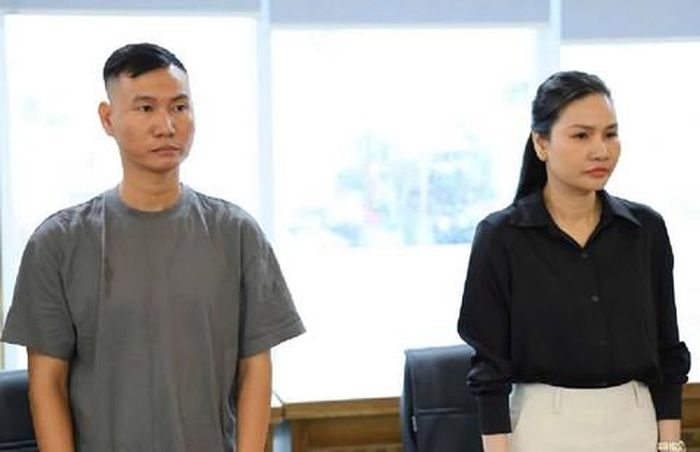 Các bị can Lê Thị Thanh Thuận và Lê Văn Trường trong vụ án “buôn lậu”.