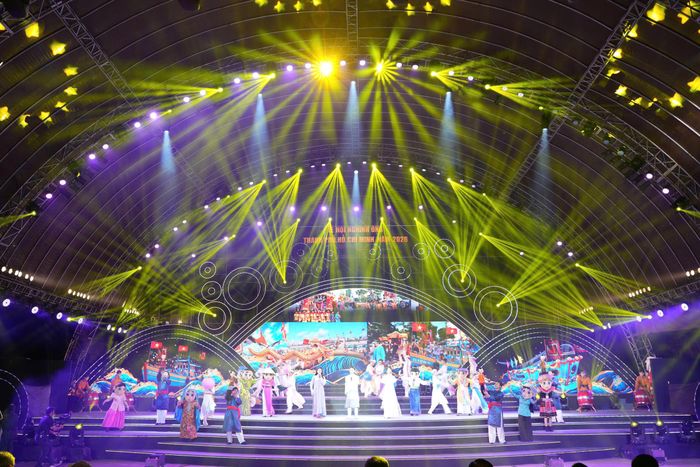 Các tiết mục trình diễn trong chương trình 
