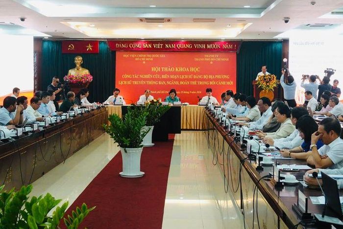 Quang cảnh hội thảo