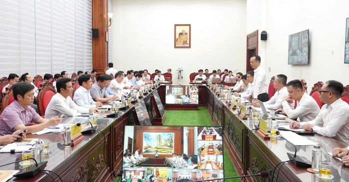  Quang cảnh buổi làm việc giữa lãnh đạo tỉnh Quảng Trị với đại diện chủ đầu tư 