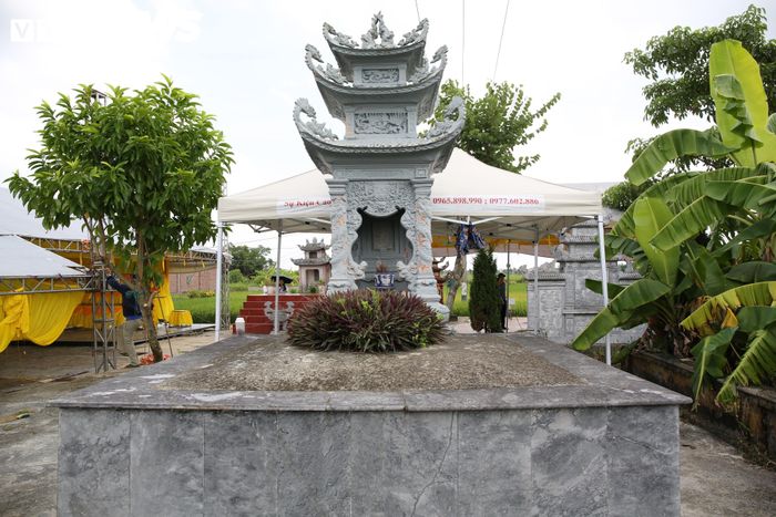 Thông qua việc tìm kiếm bằng đường tâm linh của thân nhân liệt sỹ, khu vực Mả Chìa trở thành nghĩa trang tự tạo, nơi chôn tập thể các nạn nhân của thực dân Pháp. Tài liệu lưu trữ Đảng bộ Vĩnh Bảo ghi nhận: Hàng trăm người gồm cán bộ, du kích, dân thường vô tội đã bị hành quyết hoặc chết trong tra tấn rồi được chôn cất tại đây, nhiều hố chôn tập thể chứa hàng chục người.