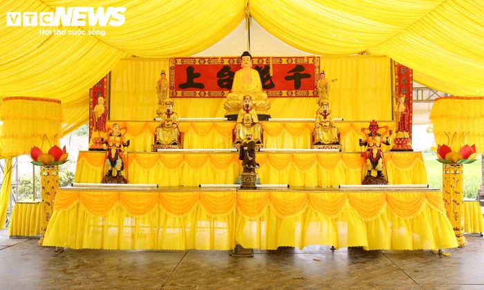Theo kế hoạch, ngày 25/9, địa phương sẽ thực hiện nghi lễ tâm linh theo phong tục tại khu vực Mả Chìa. Sáng 26/9, các lực lượng chức năng sẽ tổ chức lễ dâng hoa, dâng hương và lễ triển khai tìm kiếm, quy tập hài cốt liệt sĩ.