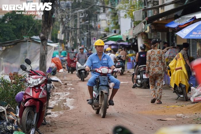 Địa phương đã phê duyệt phương án bồi thường, hỗ trợ, tái định cư đối với các hộ dân thuộc diện giải tỏa. UBND phường Vườn Lài đặt mục tiêu hoàn tất công tác giải phóng mặt bằng trước ngày 1/10 để thực hiện giai đoạn 2 của dự án Công viên tưởng niệm tại số 1 Lý Thái Tổ.