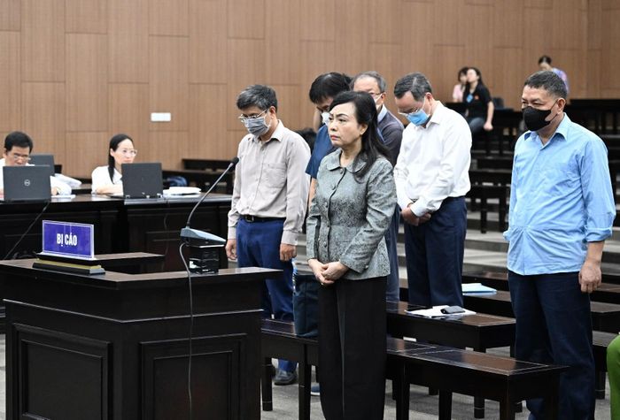 Cựu Bộ trưởng Nguyễn Thị Kim Tiến tại phiên toà sơ thẩm.