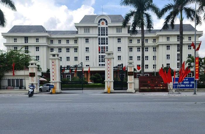 Trụ sở Đảng ủy, HĐND, UBND phường Hoàng Mai và Yên Sở. Ảnh: Nguyễn Doãn