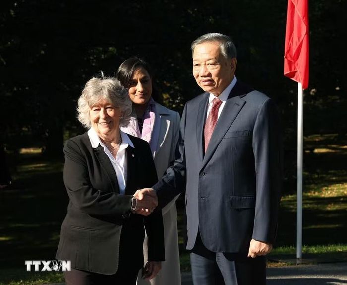 Toàn quyền Canada Louise Arbour đón Tổng Bí thư, Chủ tịch nước Tô Lâm. Ảnh: TTXVN