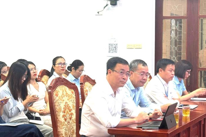 Hội nghị cung cấp nhiều thông tin mới, liên quan trực tiếp đến quyền lợi của người lao động và trách nhiệm của doanh nghiệp. Ảnh: Mai Hoa