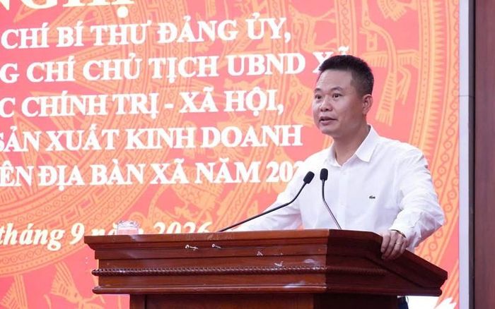 Bí thư Đảng uỷ xã Phú Xuyên Nguyễn Xuân Thanh phát biểu kết luận tại hội nghị. Ảnh: PV