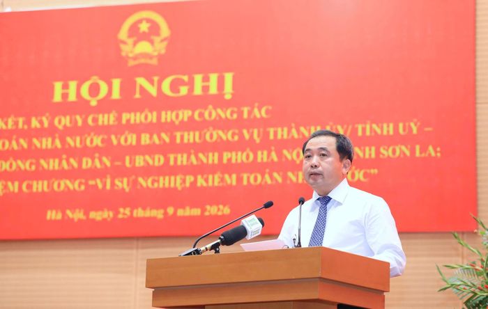 Bí thư Thành ủy Hà Nội Trần Đức Thắng phát biểu chỉ đạo tại hội nghị. Ảnh: Viết Thành