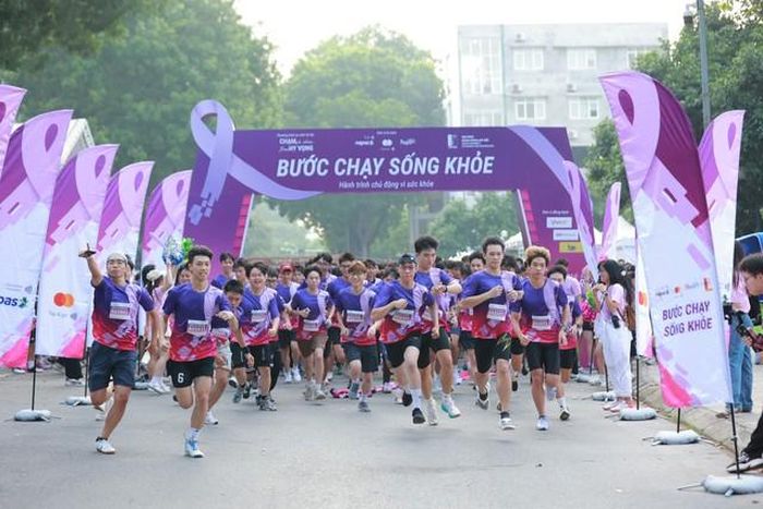 Tham gia  "Bước Chạy Sống Khỏe" chung tay đóng góp cho hoạt động tầm soát, chăm sóc cho phụ nữ khó khăn khắp mọi miền đất nước