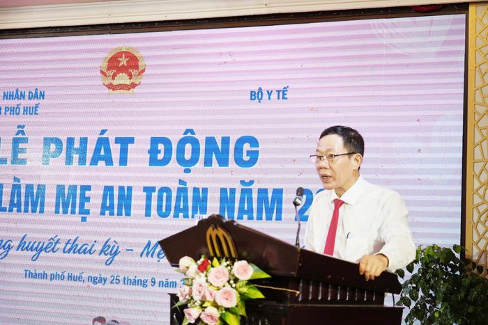 Ông Hà Văn Tuấn, Phó Chủ tịch UBND TP Huế phát biểu tại Lễ phát động. Ảnh: PV.