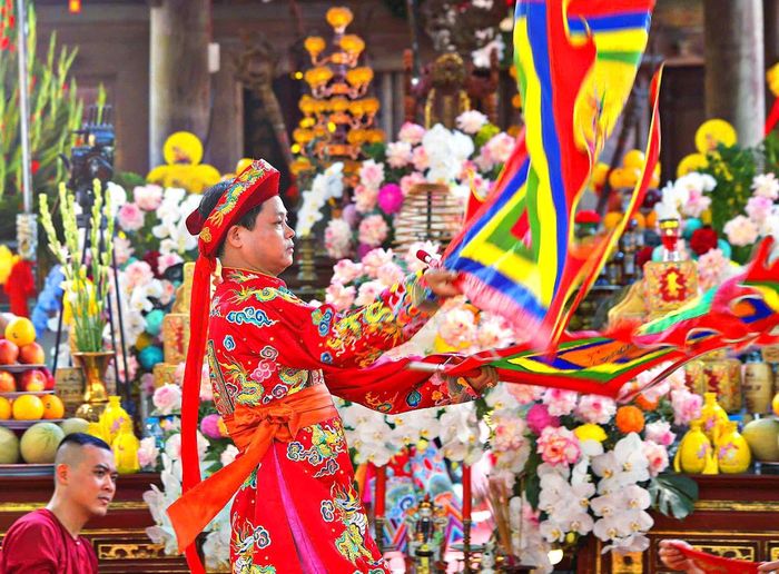Mỗi Thanh đồng, thanh đồng mang đến một sắc thái riêng, nhưng cùng gặp nhau ở sự trân trọng đối với di sản văn hóa truyền thống và lòng thành kính hướng về cội nguồn.