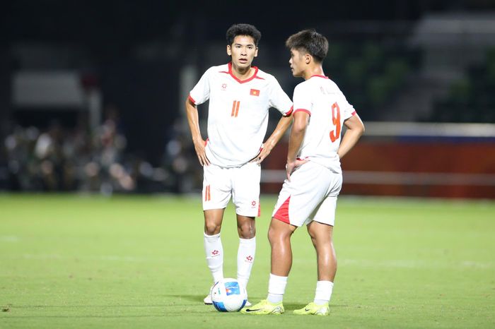  U23 Việt Nam chỉ bị Hàn Quốc dẫn 0-1 tới phút 77 trước khi nhận thêm ba bàn trong thời gian cuối trận. 