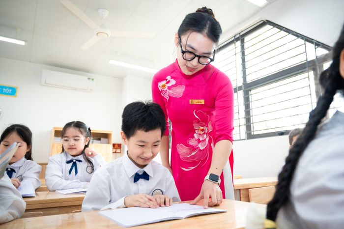 Phó thủ tướng yêu cầu trong năm học 2026-2027 phải chấm dứt tình trạng thiếu giáo viên đứng lớp. Ảnh minh họa: Đinh Hà.