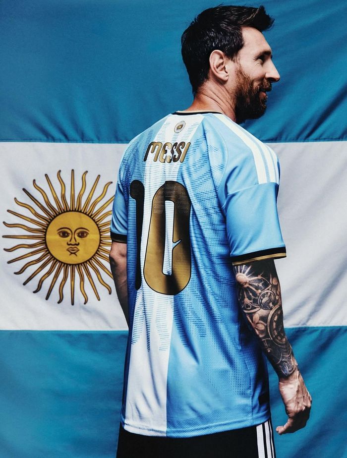  Messi diện chiếc áo đấu đặc biệt do Adidas thiết kế trong trận đấu cuối cùng với Argentina. Ảnh: Adidas. 