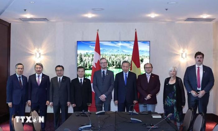 Tổng Bí thư, Chủ tịch nước Tô Lâm tiếp Tổng Bí thư Đảng Cộng sản Canada Drew Garvie. Ảnh: Thống Nhất – TTXVN